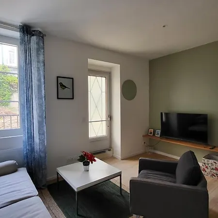 2 Pièces Avec Terrasse Proche Centre - Parking Gratuit à Proximité Apartamento