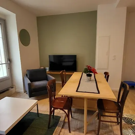 2 Pieces Avec Terrasse Proche Centre - Parking Gratuit A Proximite Daire Lourdes