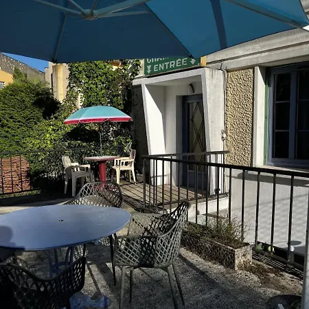Daire 2 Pieces Avec Terrasse Proche Centre - Parking Gratuit A Proximite Lourdes