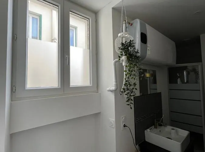 2 Pièces Avec Terrasse Proche Centre - Parking Gratuit à Proximité Apartamento