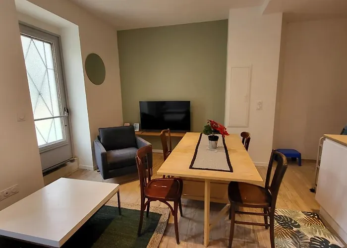 2 Pièces Avec Terrasse Proche Centre - Parking Gratuit à Proximité Apartamento Lourdes