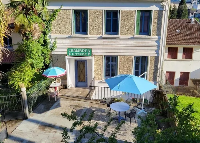 2 Pièces Avec Terrasse Proche Centre - Parking Gratuit à Proximité * Lourdes